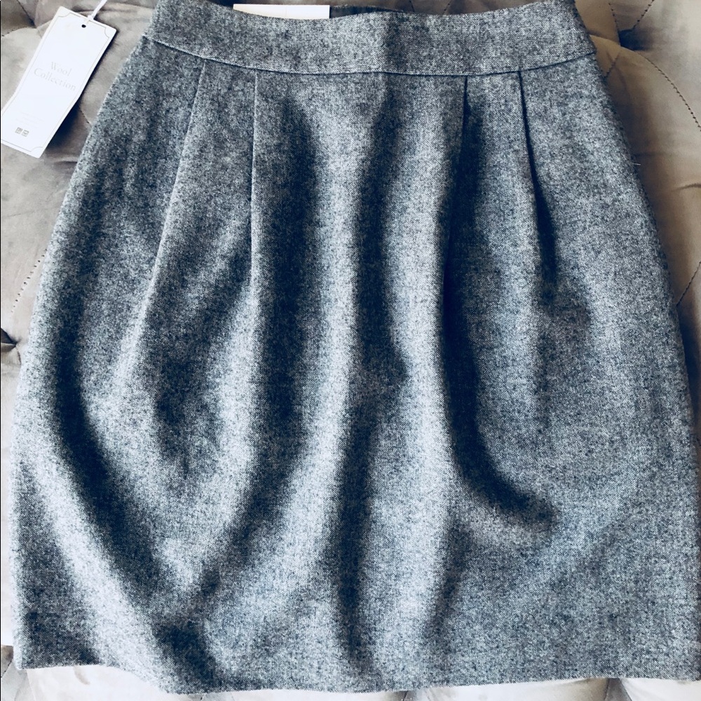 UNIQLO SKIRT A LINE -SIZE 0 - BRAND NEW